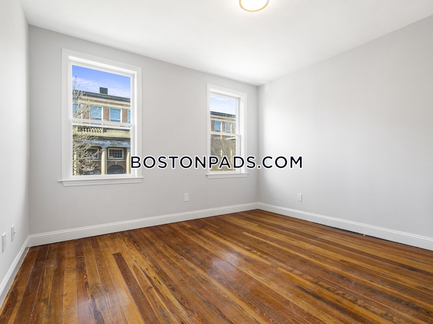 BOSTON - EAST BOSTON - JEFFRIES POINT - 4 Beds, 1 Bath - Image 10