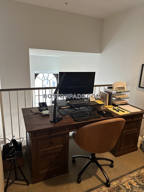 Atlantic Ave. Boston photo 22