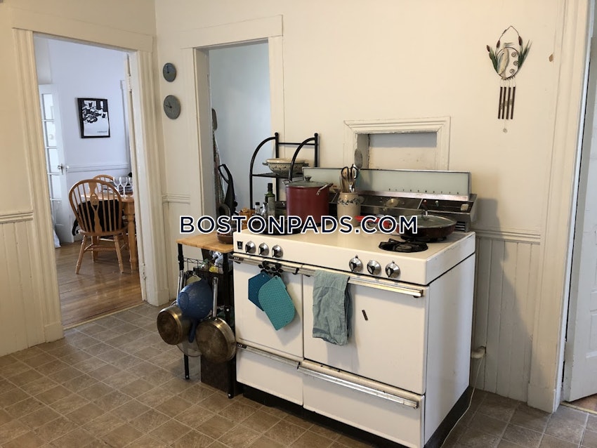 WATERTOWN - 1 Bed, 1 Bath - Image 4