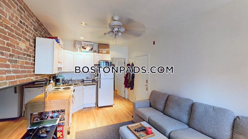 BOSTON - NORTH END - 1 Bed, 1 Bath - Image 2