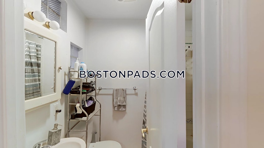 BOSTON - NORTH END - 1 Bed, 1 Bath - Image 12