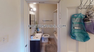 Boston - 4 Beds, 2 Baths