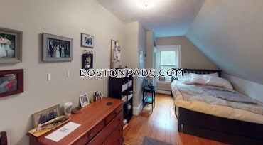 Boston - 4 Beds, 2 Baths