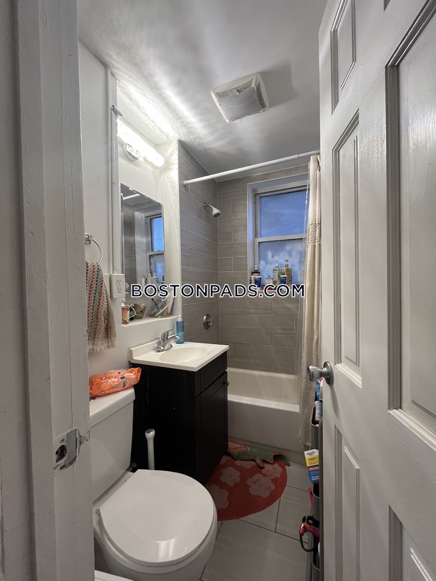 BOSTON - NORTH END - 1 Bed, 1 Bath - Image 41