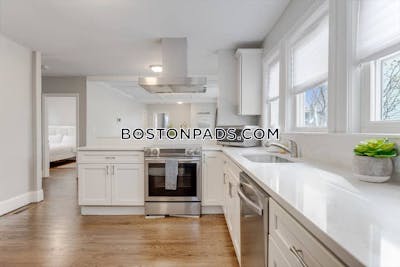 Medford 3 Beds 1 Bath  Medford Square - $3,700