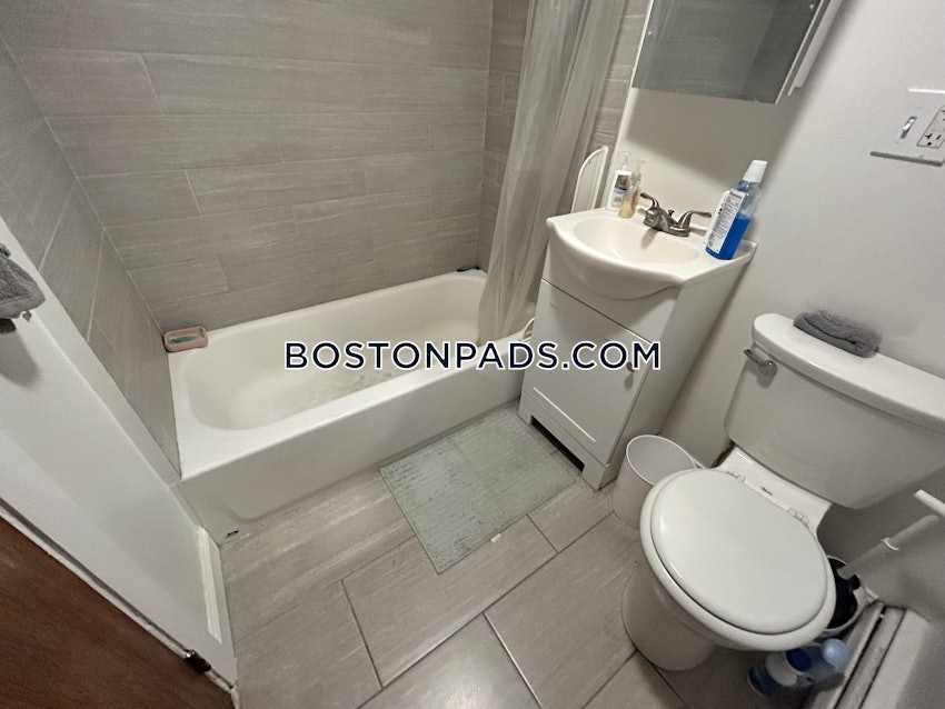 BOSTON - NORTH END - 1 Bed, 1 Bath - Image 24