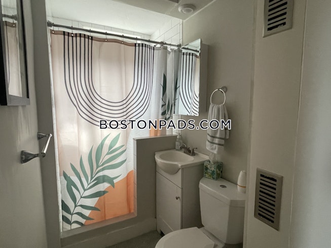 Boston - $4,905+ /mo