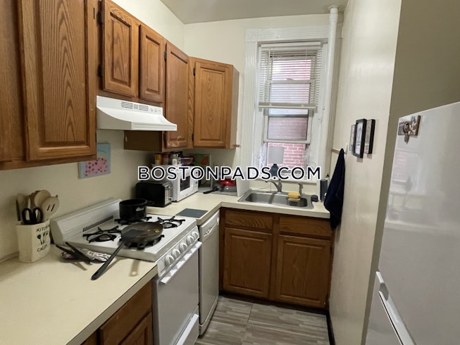 Boston - $4,075+ /mo