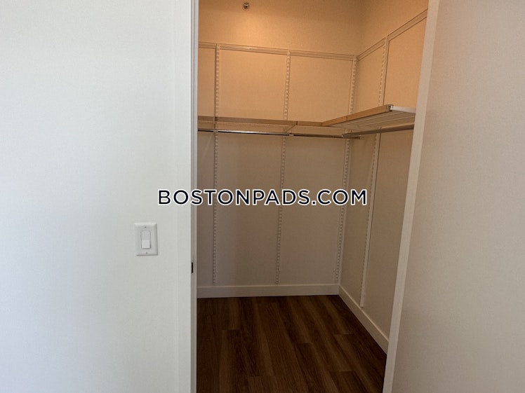 Causeway St., Boston