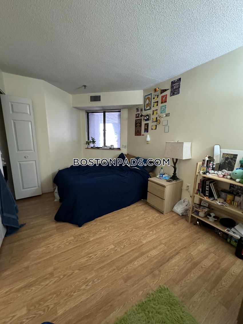 BOSTON - ALLSTON/BRIGHTON BORDER - 2 Beds, 2 Baths - Image 2