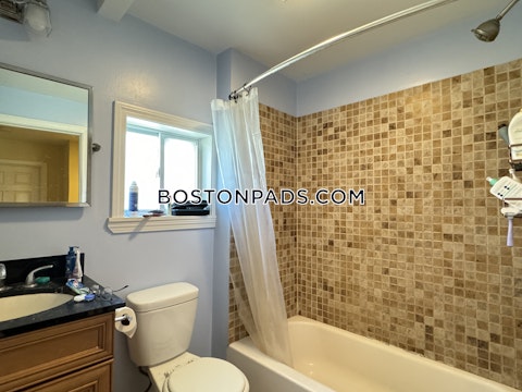 Saint James Place Boston photo 12