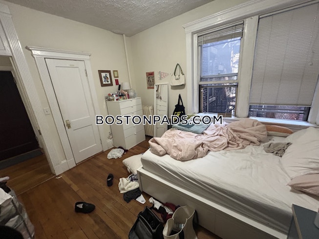 Boston - $4,075+ /mo
