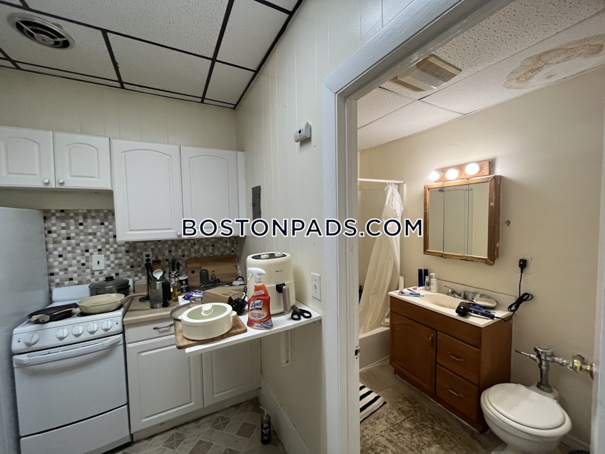 Boston - $3,200+ /month