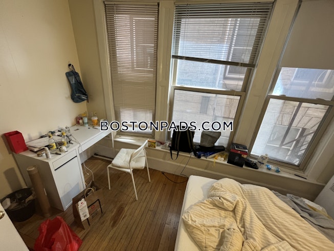Boston - $3,200+ /mo