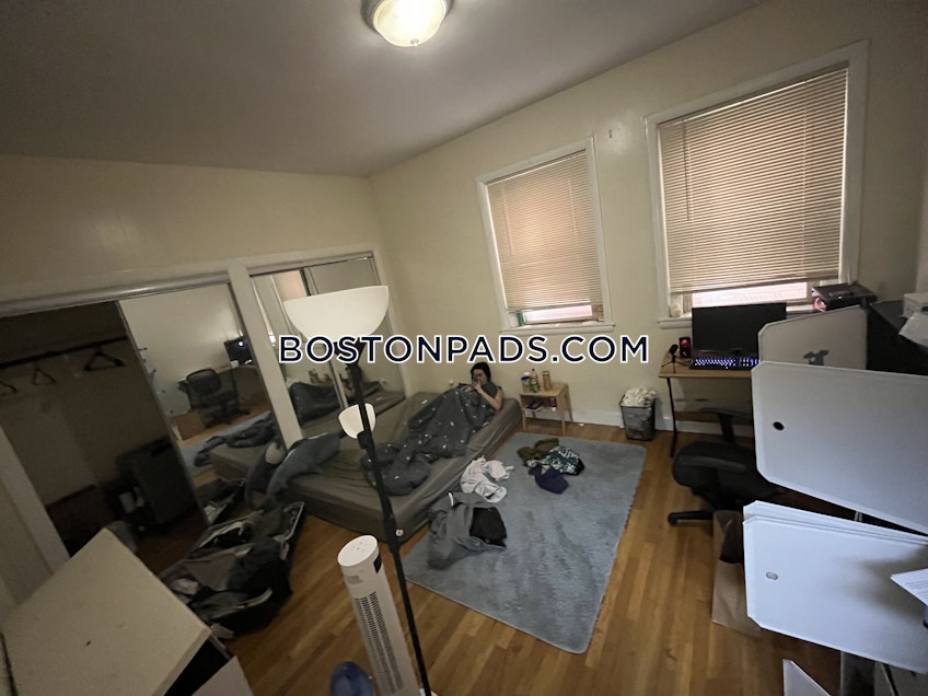 Boston - $3,200+ /month