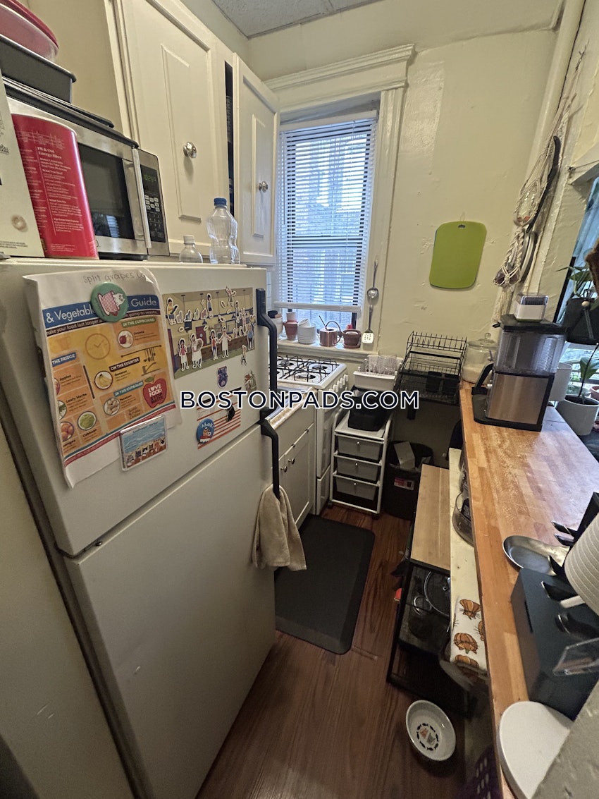 BOSTON - BEACON HILL - 1 Bed, 1 Bath - Image 2