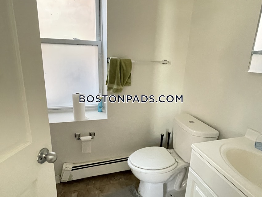 BOSTON - NORTH END - 3 Beds, 1 Bath - Image 50