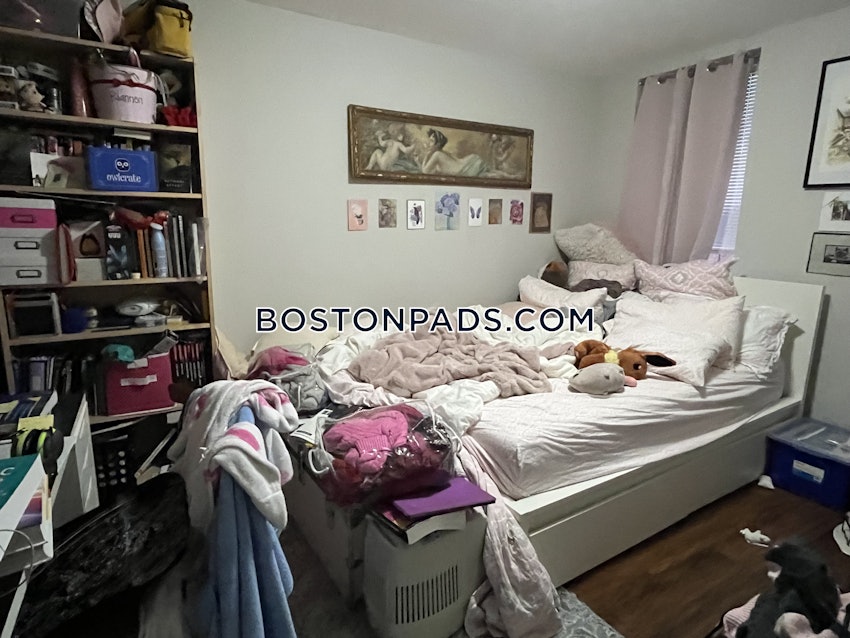 BOSTON - NORTH END - 3 Beds, 1 Bath - Image 49