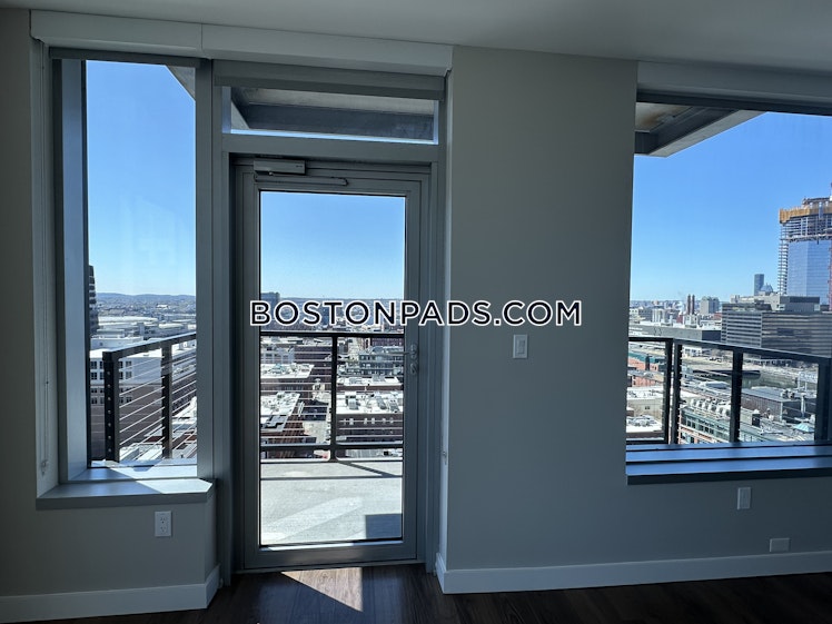 Fan Pier Boulevard, Boston