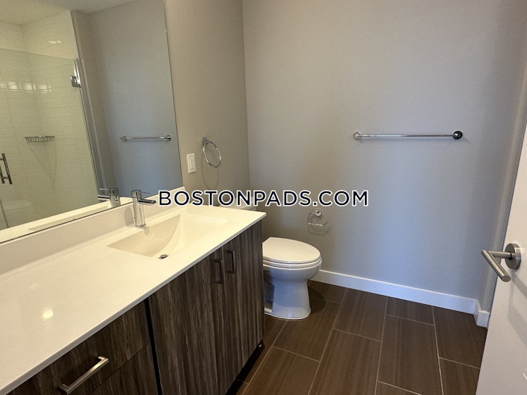 Fan Pier Boulevard, Boston