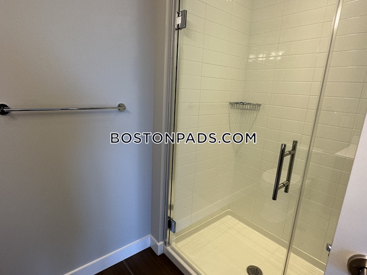 Fan Pier Boulevard, Boston