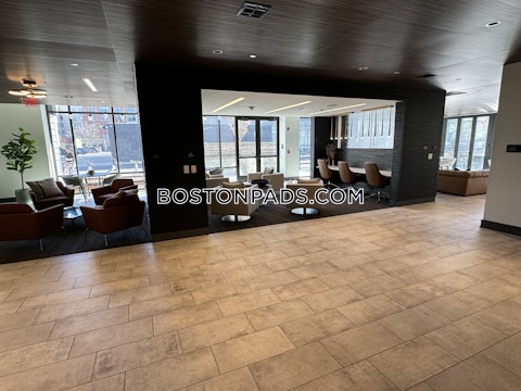 Charles St. Cambridge photo 42