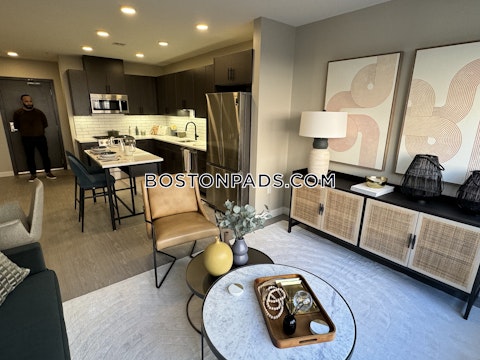 Charles St. Cambridge photo 15