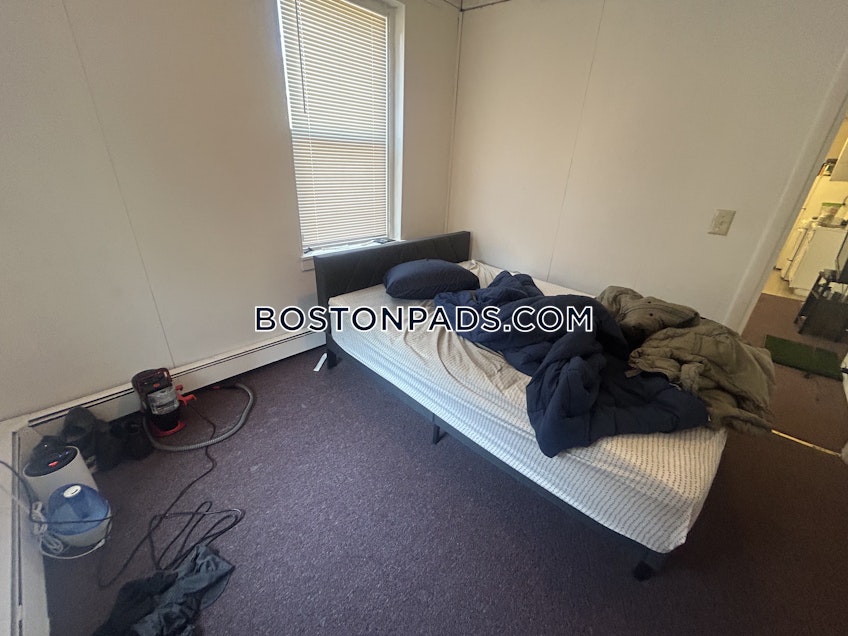 Boston - $2,450+ /month