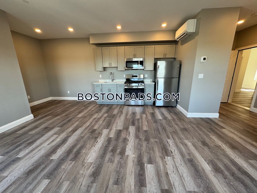 REVERE - 1 Bed, 1 Bath - Image 1