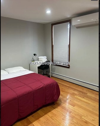 Brookline St. Cambridge