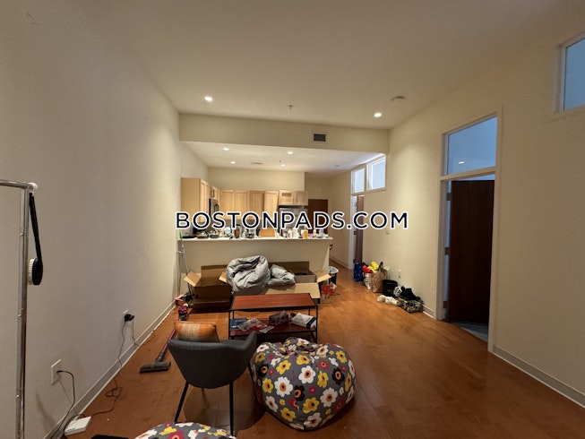 Boston - $1,925+ /mo