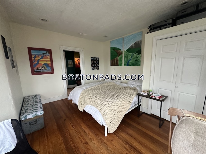 Medford - $4,345+ /month