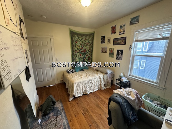 Medford - $4,345+ /mo