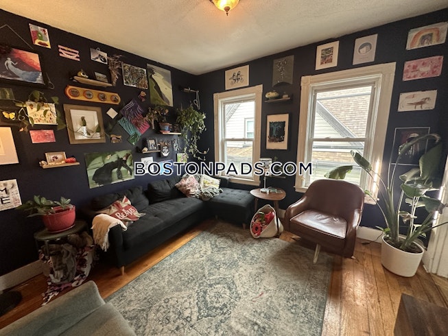 Medford - $4,345+ /mo