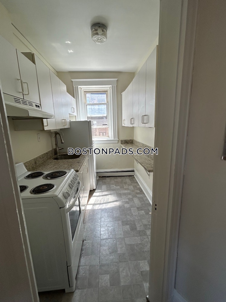 Winthrop Rd., Brookline