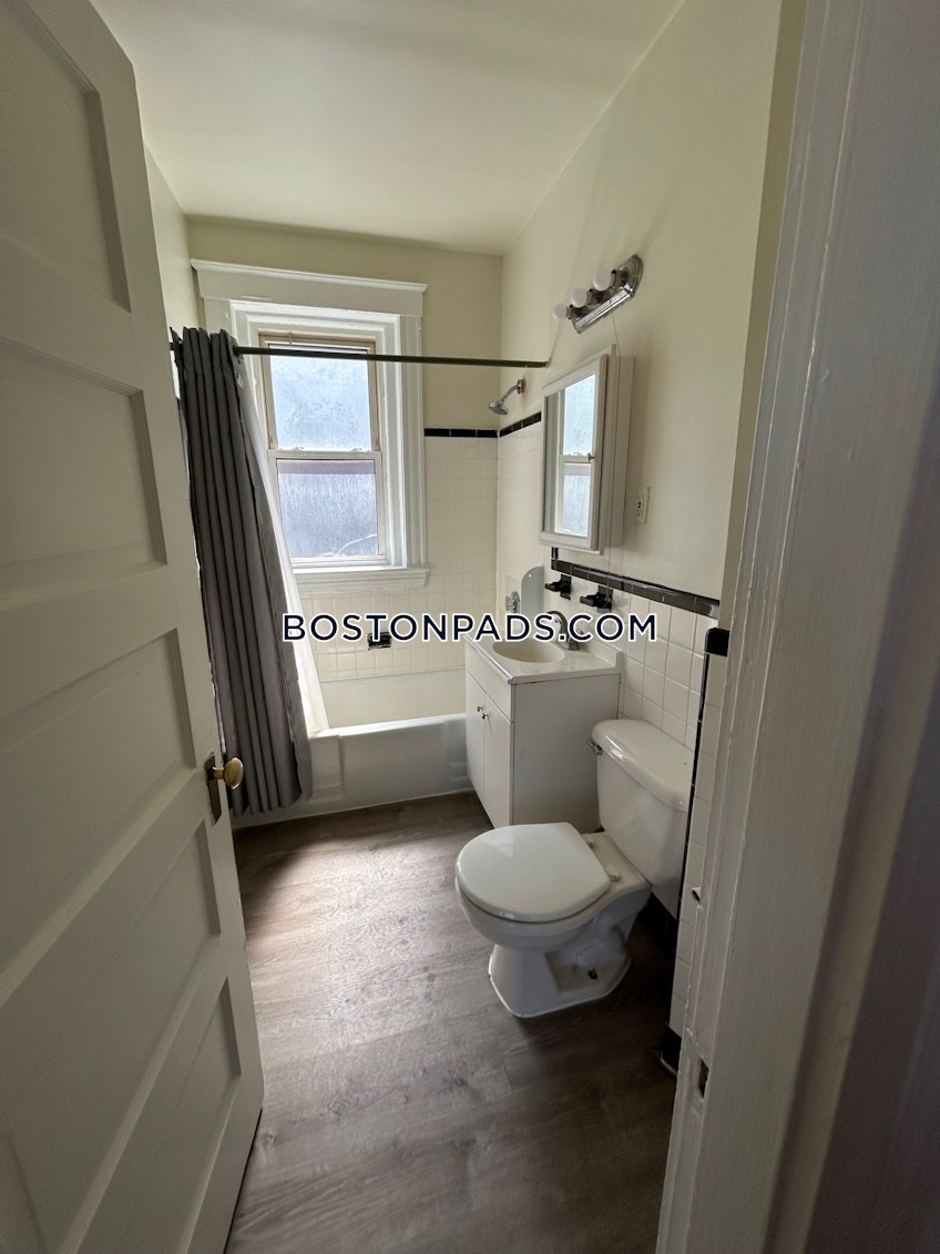 Brookline - $3,100+ /month