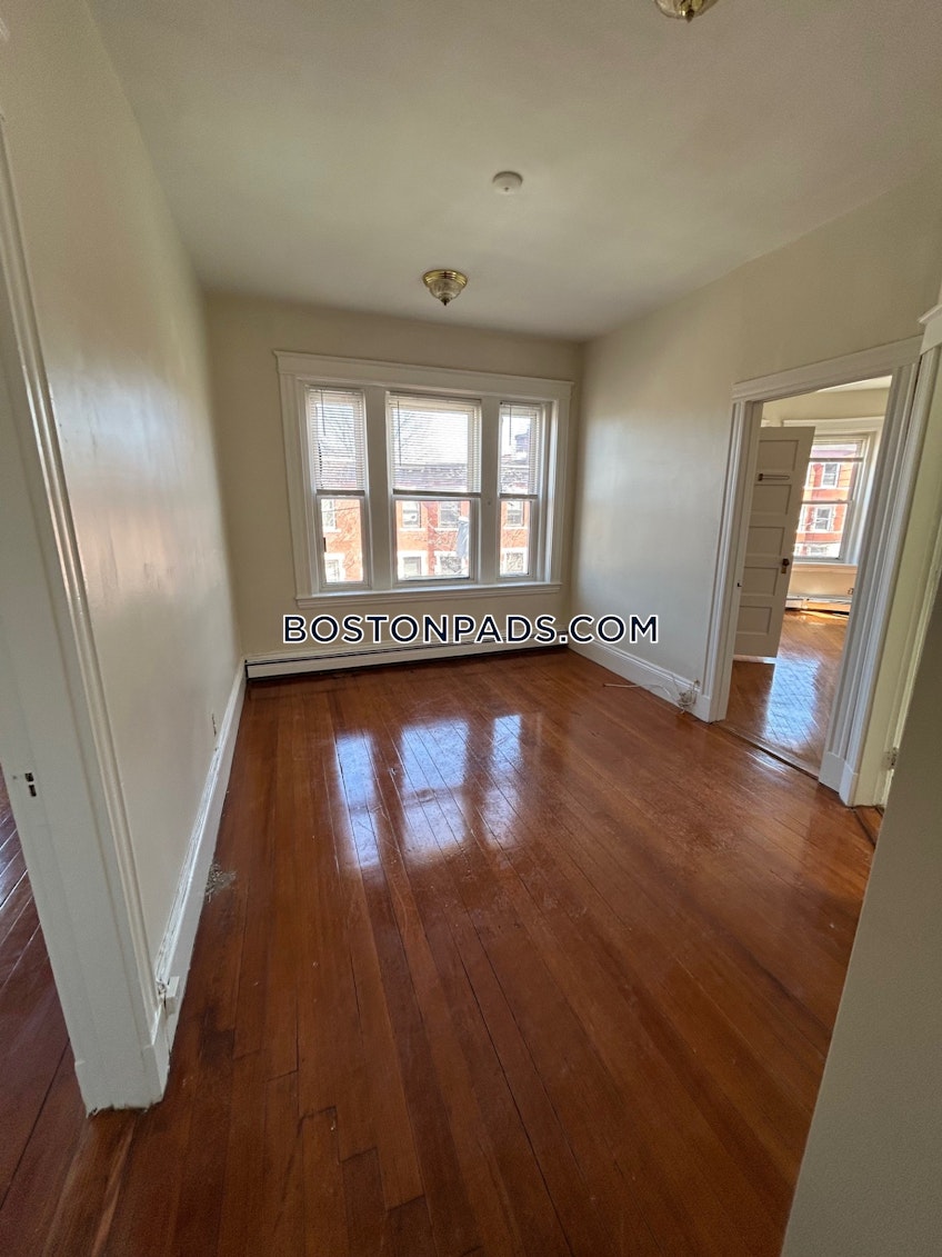 Brookline - $3,100+ /month