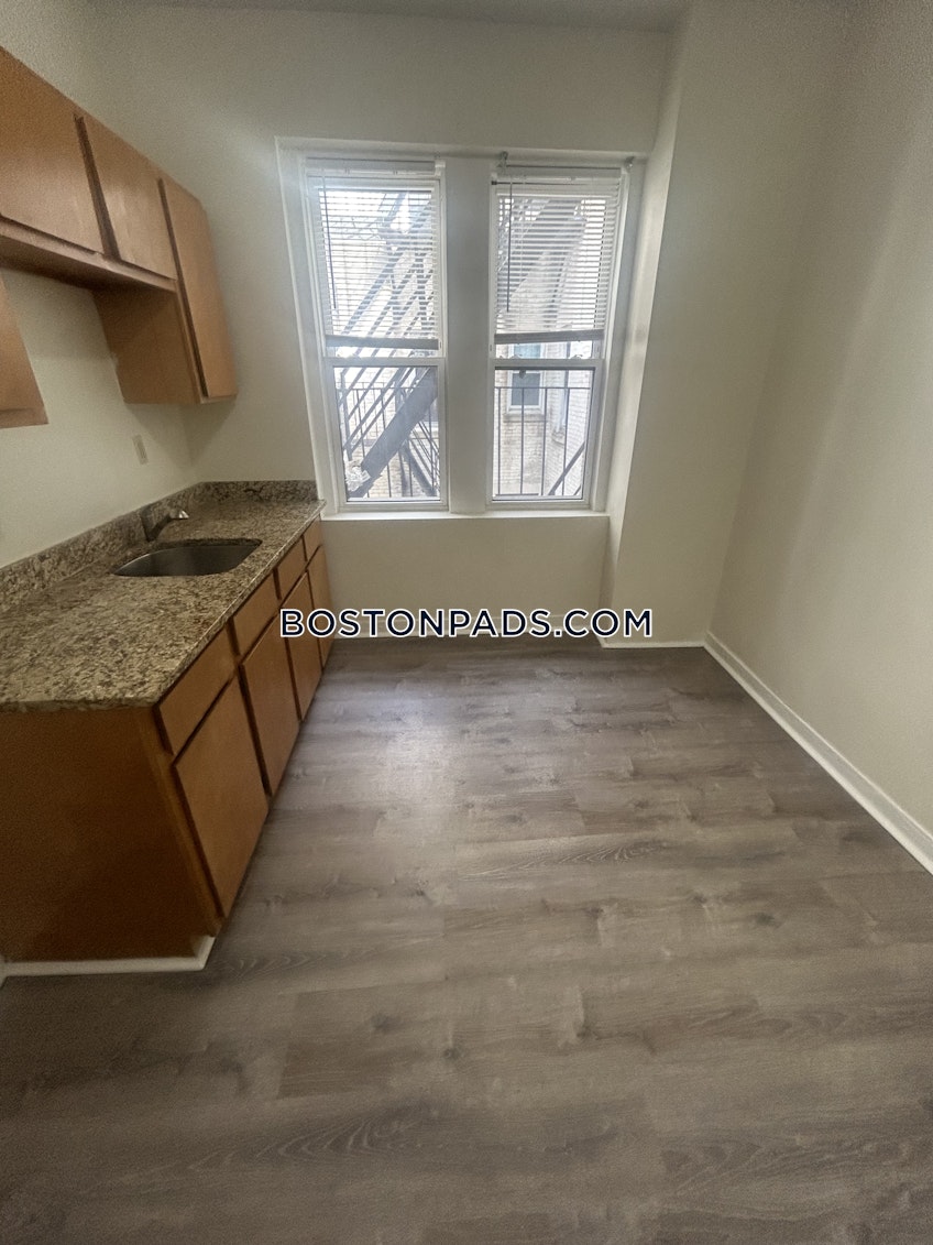 Boston - $2,150+ /month