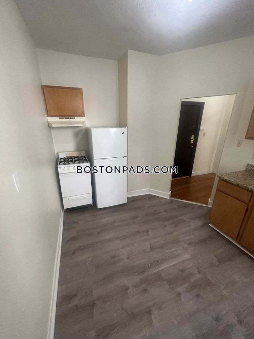 Boston - $2,150+ /month