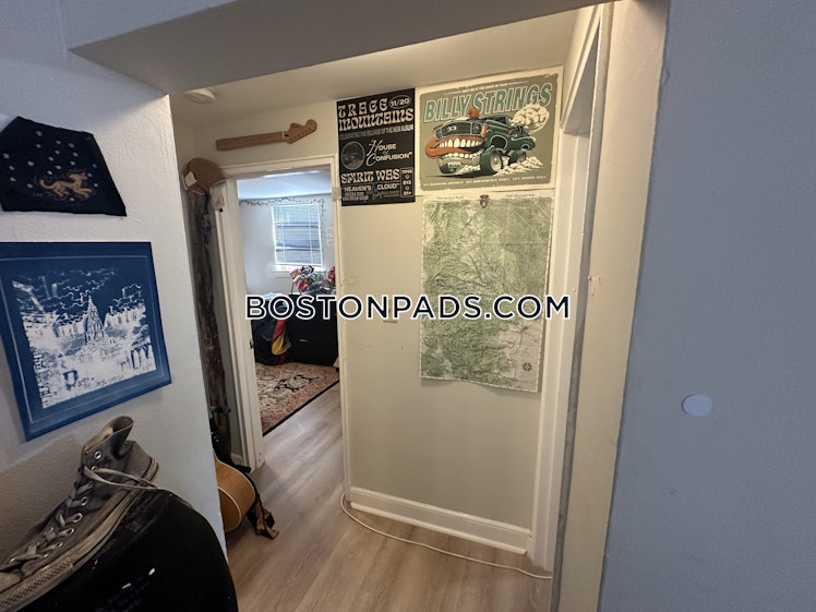 Chiswick Rd., Boston