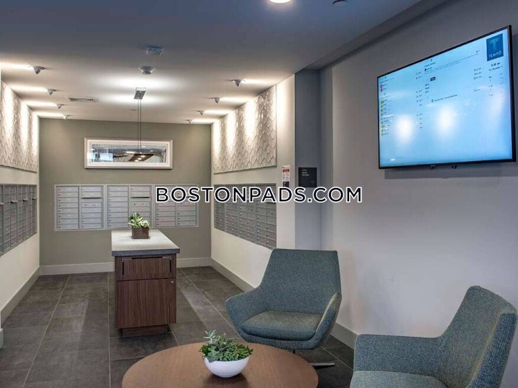 Concord Tpke, Cambridge