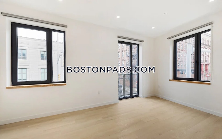 Lynn - $2,100+ /month