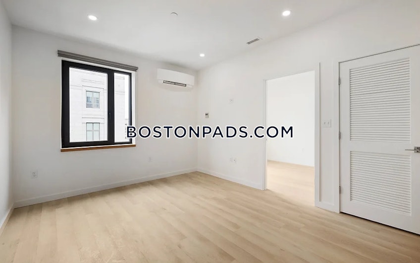 Lynn - $2,100+ /month