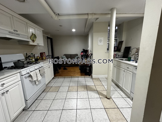 Boston - $3,500+ /mo