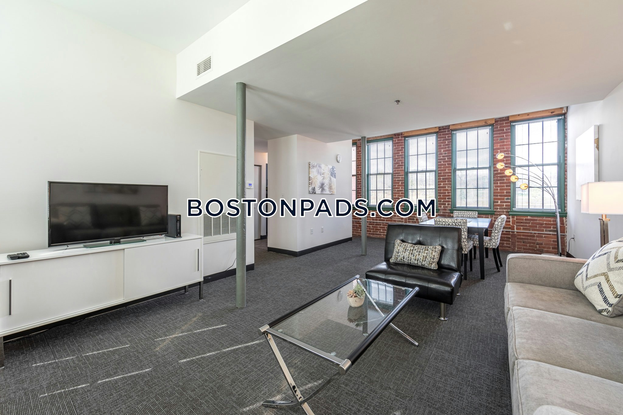 Waltham - 0 Beds, 1 Baths