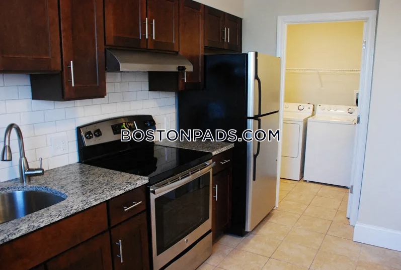 Weymouth - 3 Beds, 1 Baths