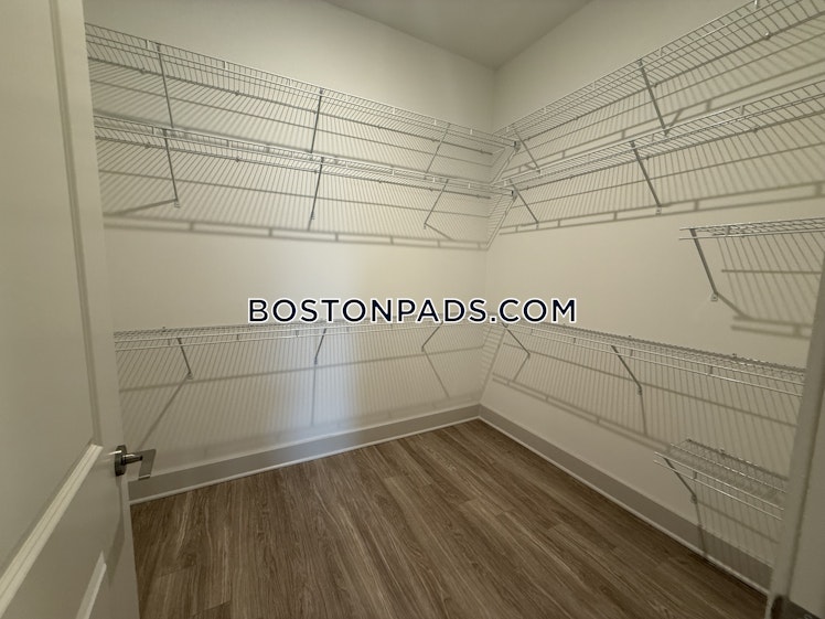 William St., Wellesley