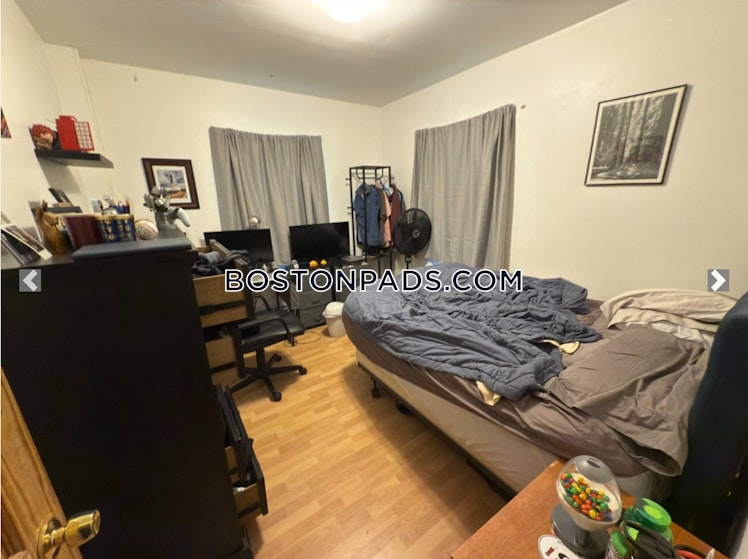 Greylock Rd., Boston