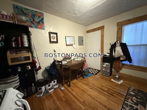 River St. Cambridge photo 15