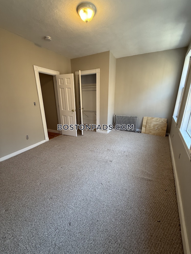 Phillips St., Boston